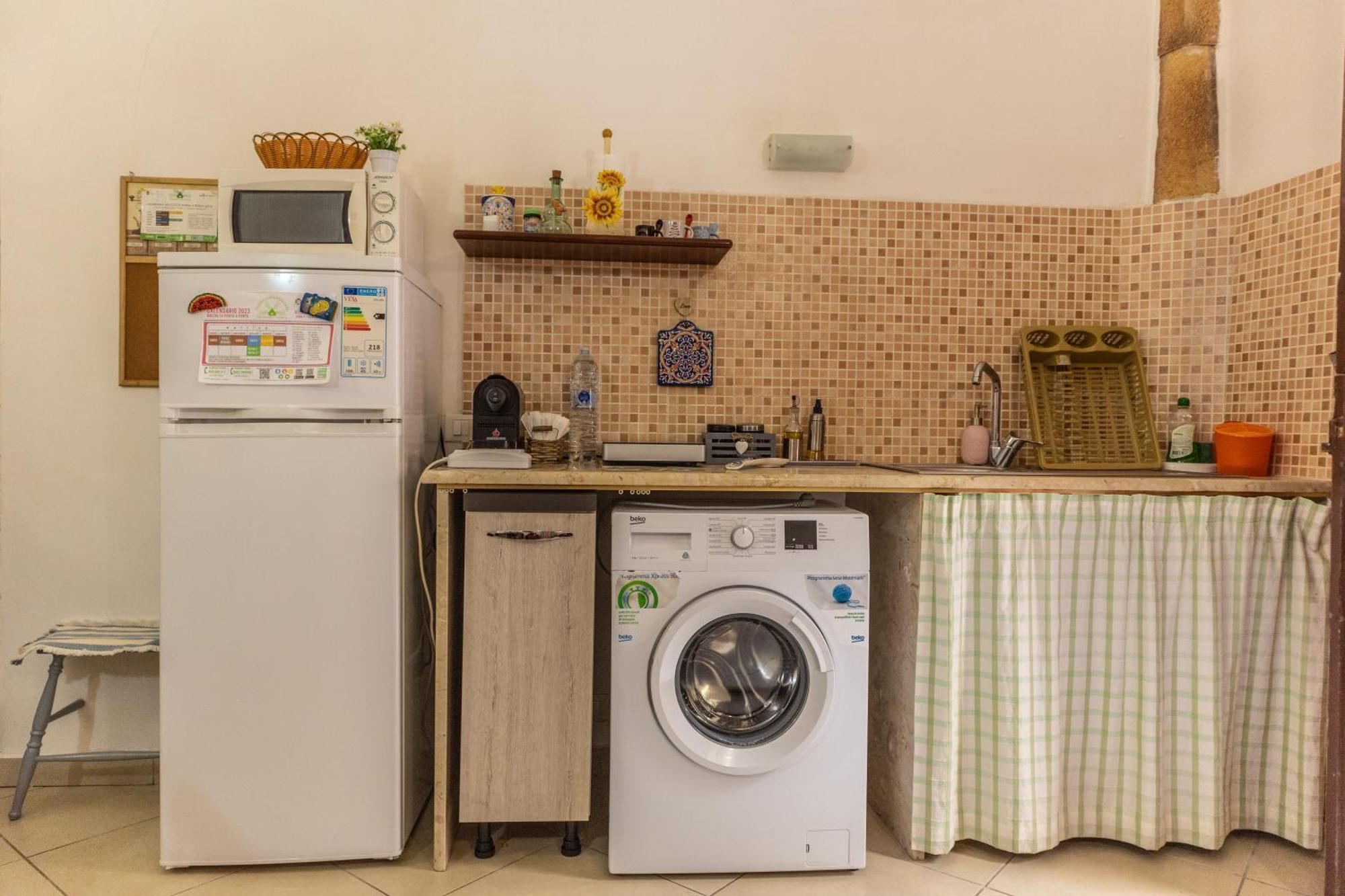 Antico Portale Apartment Trapani Bagian luar foto