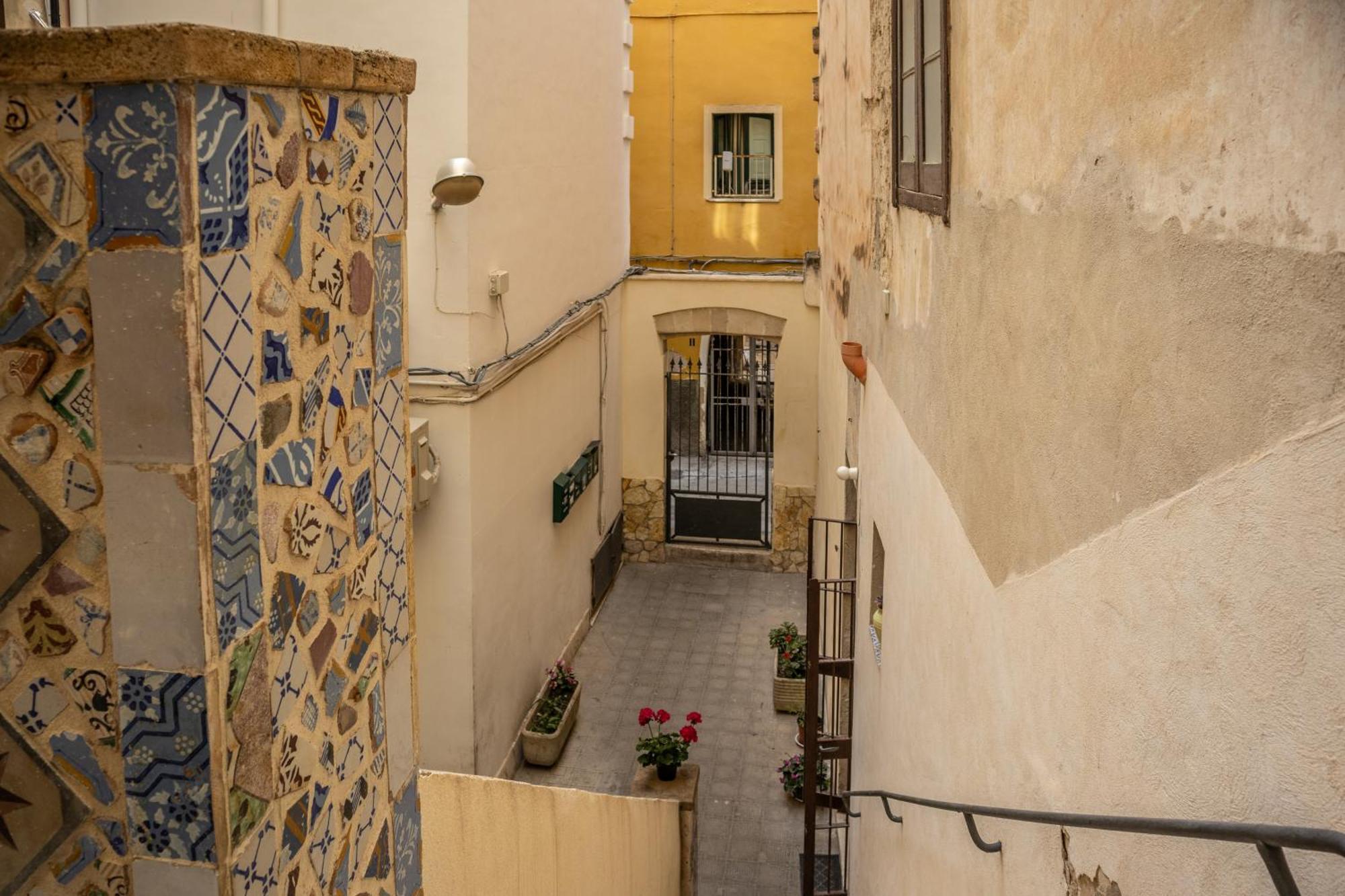 Antico Portale Apartment Trapani Bagian luar foto